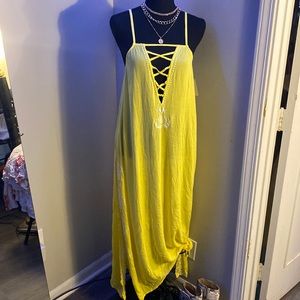 Embroidered Maxi Cover up🌻🌼